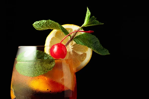 Cold Refreshing Summer Cocktail Cuba Libre Lemon Slices Cherry Mint — Stock Photo, Image