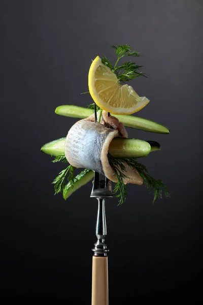 Limon Salatalık Dereotlu Ringa Fileto Boşluğu Kopyala — Stok fotoğraf