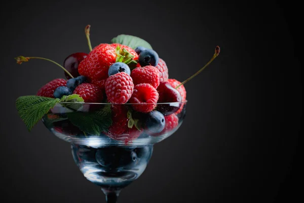 Berries Close Colorful Assorted Mix Strawberry Blueberry Raspberry Sweet Cherry —  Fotos de Stock