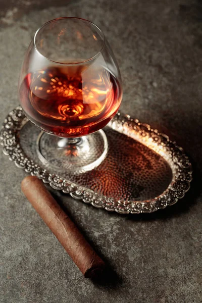 Snifter Brandy Cigar Old Stone Table Copy Space — Stock Photo, Image