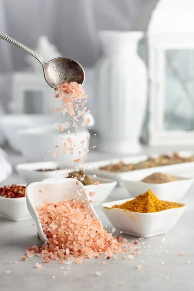 Himalayan Pink Salt Various Spices Kitchen Table — Stock Photo, Image