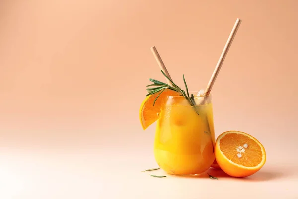 Summer Cocktail Orange Rosemary Ice Frozen Glass Copy Space — Foto de Stock