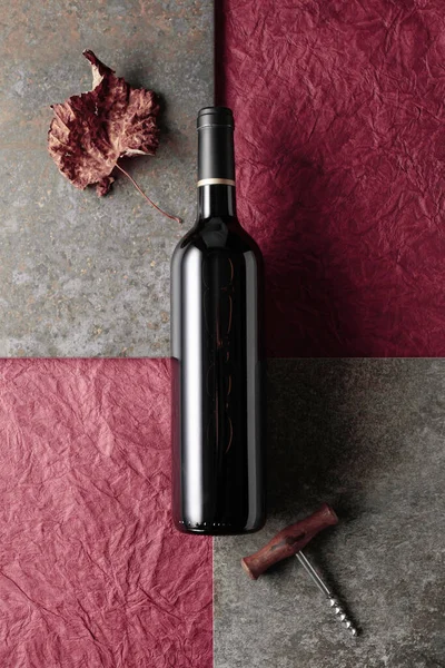 Bottle Red Wine Old Corkscrew Vintage Background Top View — ストック写真