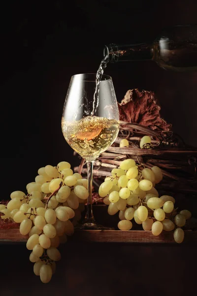 Wine Poured Glass White Wine Bunch Grapes Vintage Wooden Table — Stock Photo, Image
