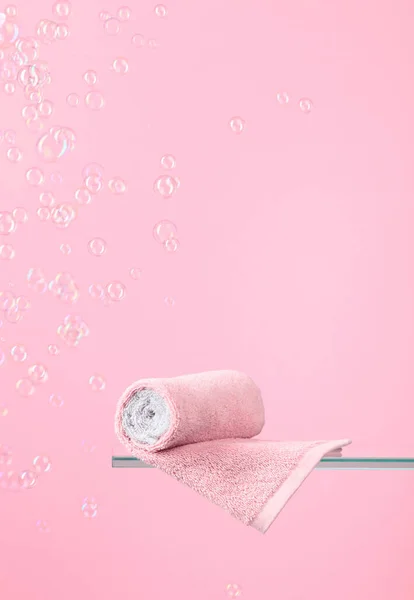 Towel Glass Shelf Pink Background Bubbles Concept Theme Bath Hygiene — Stock Photo, Image