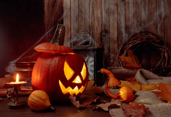 Halloween Dýně Starém Dřevěném Pozadí Konceptuální Zátiší Téma Halloween Kopírovat — Stock fotografie
