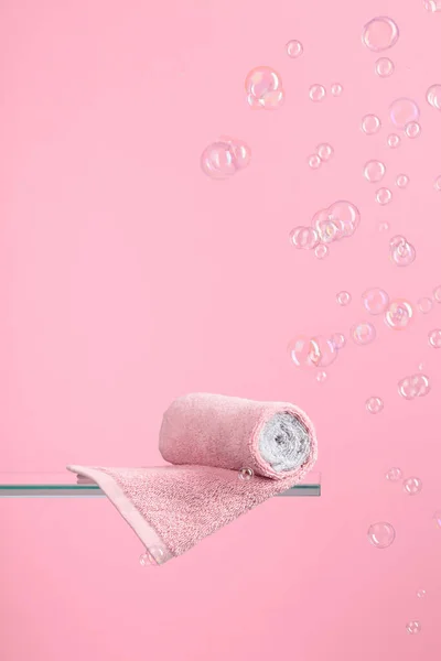 Towel Glass Shelf Pink Background Bubbles Concept Theme Bath Hygiene — Stock Photo, Image