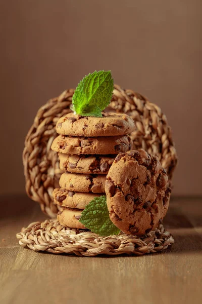 Freshly Baked Chocolate Cookies Mint Wooden Table — Fotografia de Stock