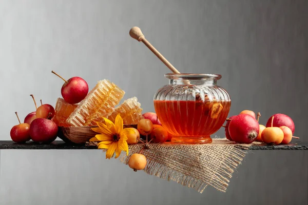 Méz Paradicsom Alma Vörös Sárga Rák Alma Egészséges Bio Élelmiszer — Stock Fotó