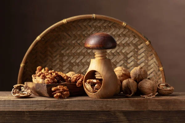 Walnuts Old Wooden Table Frontal View — Stock Photo, Image