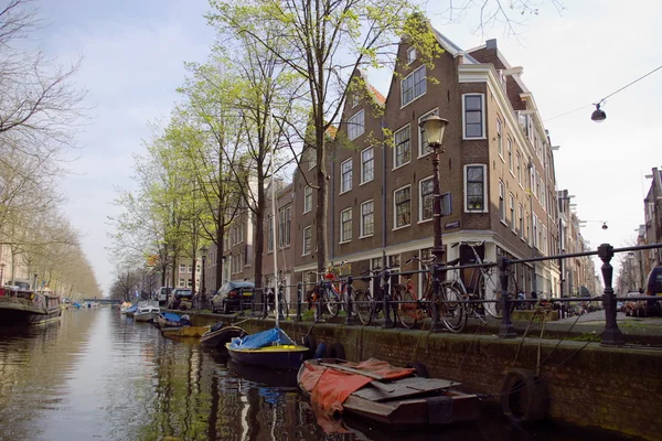 Kanaler i Amsterdam - Stock-foto
