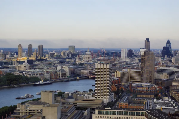 Londra şehir panoramik manzarası