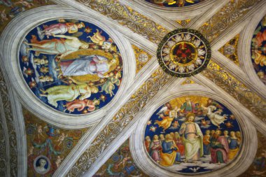 Vatikan muesums resimlerinde