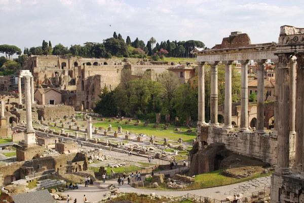 Ruínas do Fórum Romano em Roma — Fotografia de Stock