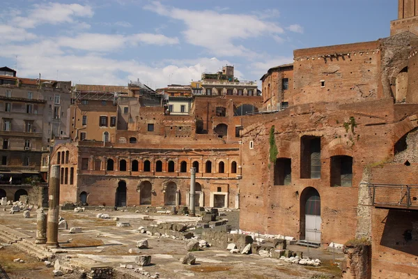 Ruïnes van Romeinse forum in rome — Stockfoto