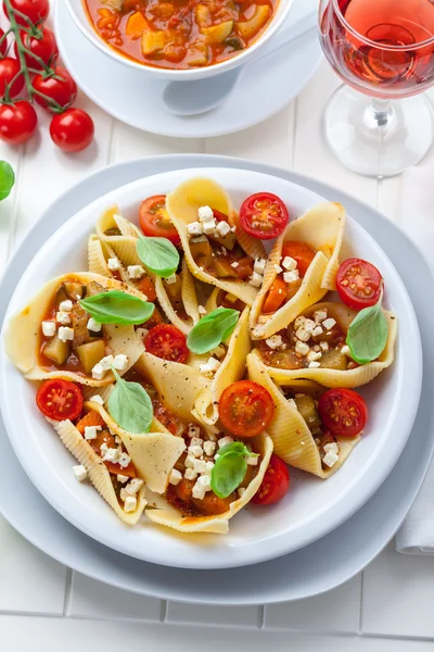 Pasta with vegetable stew — Stock Photo, Image