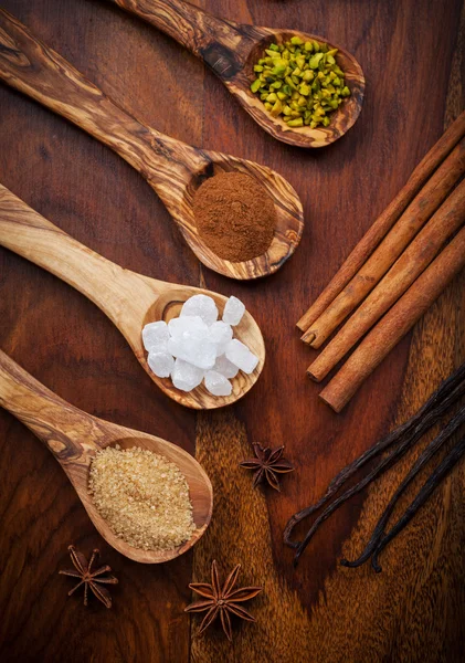 Aromatic food ingredients for baking cookies — Stock Photo, Image