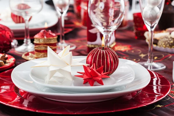 Coloque o cenário de Natal com estrela de papel — Fotografia de Stock