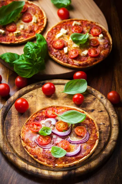 Pizza — Stockfoto