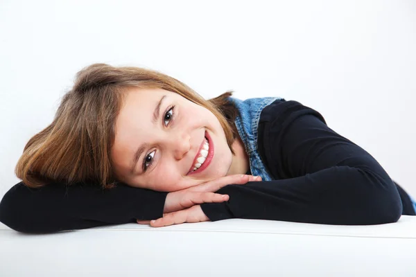 Portrait of schoolgirl smiling — Stock Photo, Image