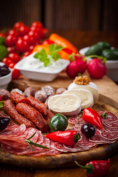 Antipasti ile ham snack — Stok fotoğraf