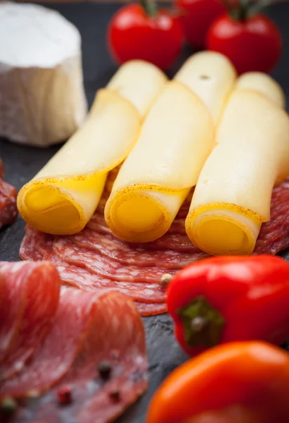Platter of antipasti and appetizers — Stock Photo, Image