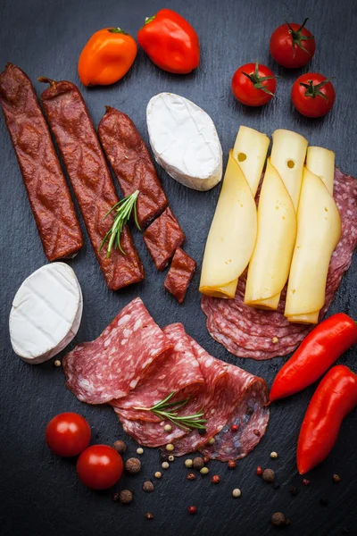 Platter of antipasti and appetizers — Stock Photo, Image