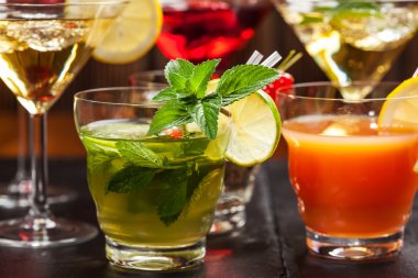 parti kokteyl ve longdrinks yaz için