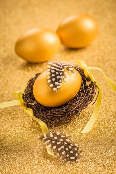 Golden Egss Gouden Achtergrond Voor Pasen — Stockfoto