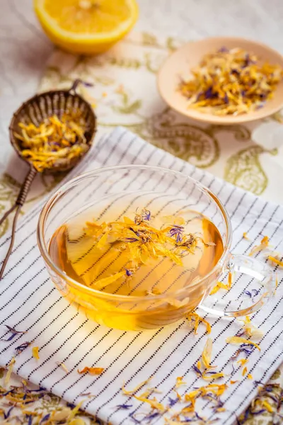 Cup Herbal Tea Lemon Dried Herbal Leaves — Stock Photo, Image