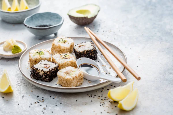 Tuna Avocado Sushi Wrapped Sesame Seeds Ingredients — Stock Photo, Image