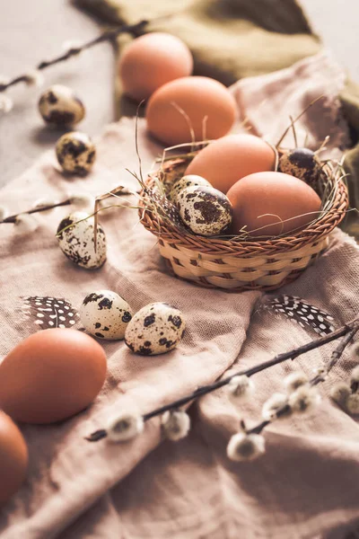 Eggs Quail Eggs Easter Blooming Pussy Willow Branches Wooden Background — Photo