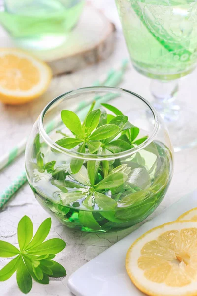 Homemade Woodruff Lemonade Lemon Galium Odoratum — Stock Photo, Image