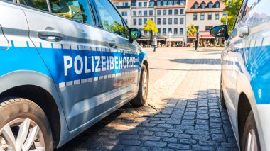 Mannheim, Almanya - 17 Haziran 2022: Mannhhein Polis Departmanı arabaları Almanya 'da 