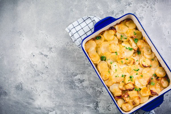 Cazuela Patata Con Cebolla Huevos Comida Vegetariana — Foto de Stock