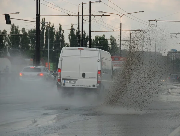 Gran lluvia en Lublin, Polonia - 5 de julio de 2013 — Foto de Stock