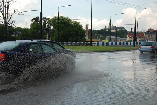 很大的雨在卢布林，波兰-2013 年 7 月 5 日 — 图库照片