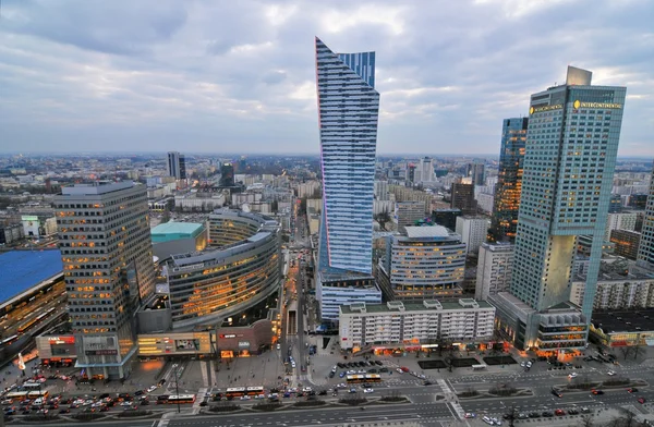 Життя ніч міста Варшава — стокове фото