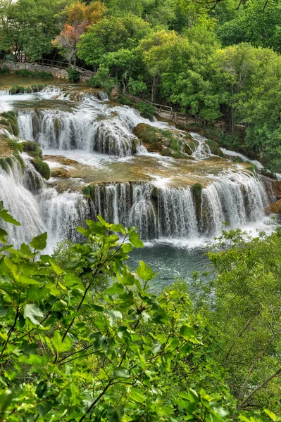 Vodopády řeky Krka národní park krka, Roški slap, Chorvatsko — Stock fotografie