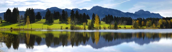 Ampla paisagem panorâmica — Fotografia de Stock