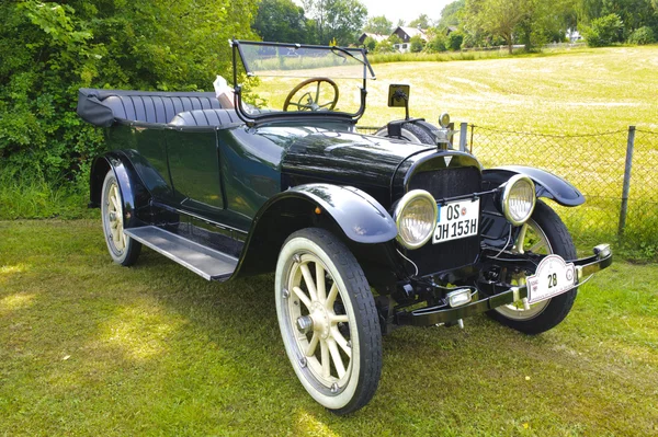 Rally de coches Oldtimer —  Fotos de Stock