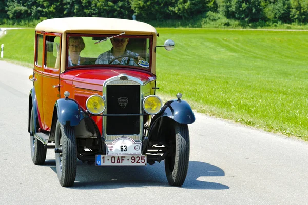 Oldtimer bil rally — Stockfoto