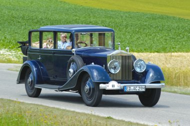 Oldtimer araba ralli