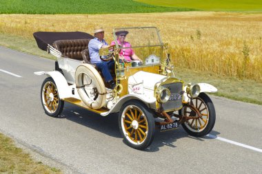 Oldtimer car rally clipart