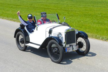 Oldtimer araba ralli