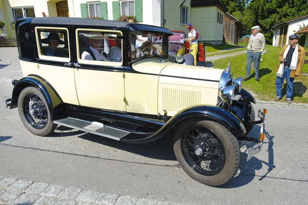 Oldtimer αυτοκίνητο ράλι — Φωτογραφία Αρχείου