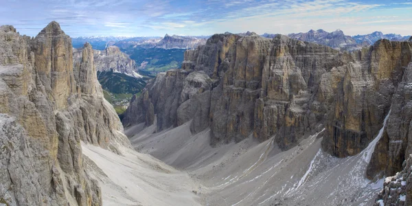 Panorama paisaje de los Alpes dolomitas — Foto de Stock