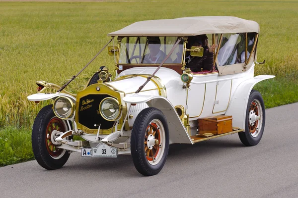 Rally para carros veteranos — Fotografia de Stock