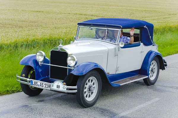 Rally for veteran cars — Stock Photo, Image