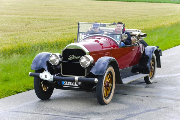 Rally for veteran cars — Stock Photo, Image